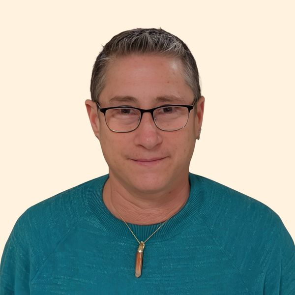 Lisa Feinberg, Therapist