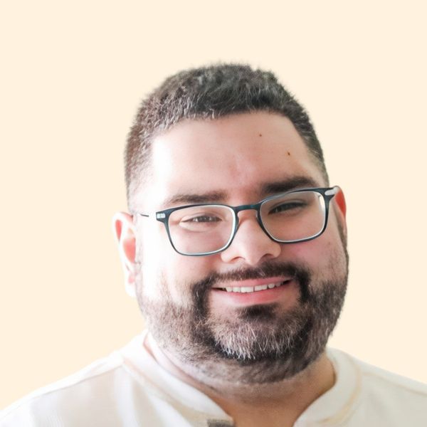Bradley Gee, Therapist
