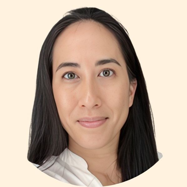 Jennifer Farrell, Therapist