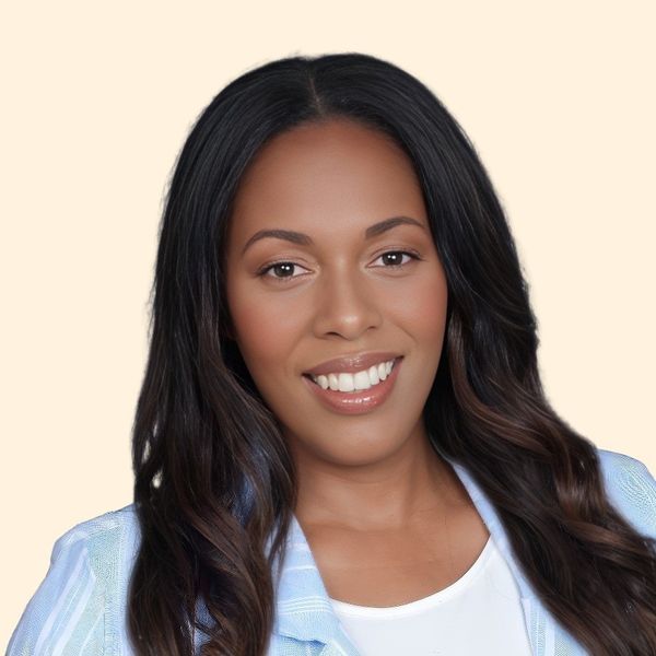 Danielle Levinson, Therapist