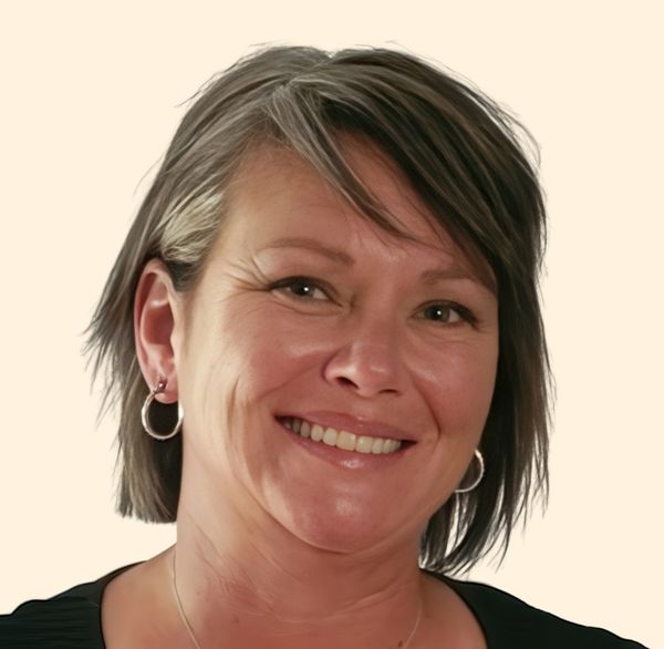 Stephanie Piper, Therapist