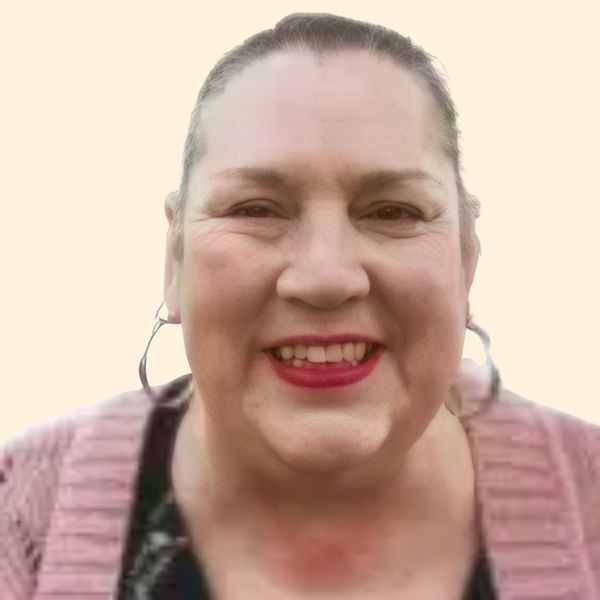 Rebecca Manville, Therapist