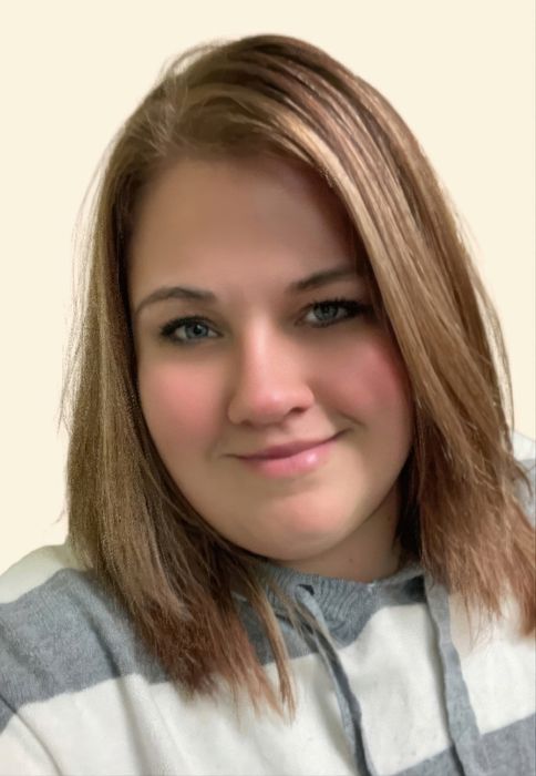 Sara Schmidt, Therapist