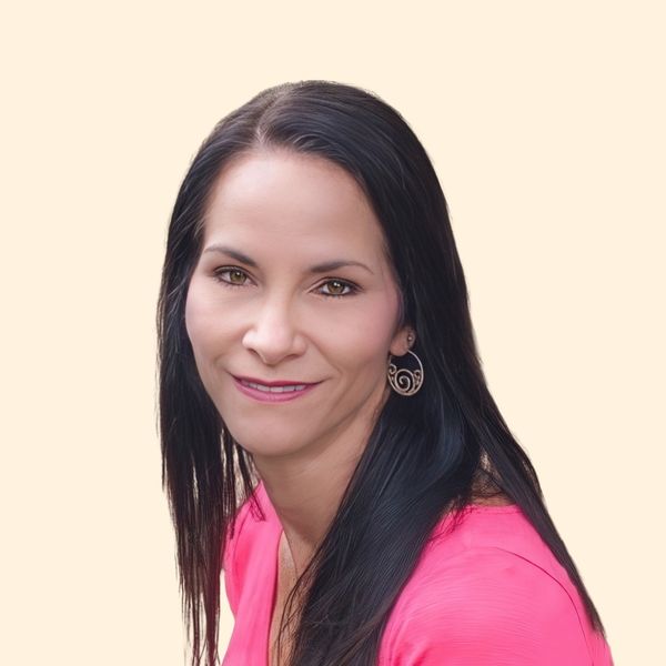 Kimberlee Schoening, Therapist