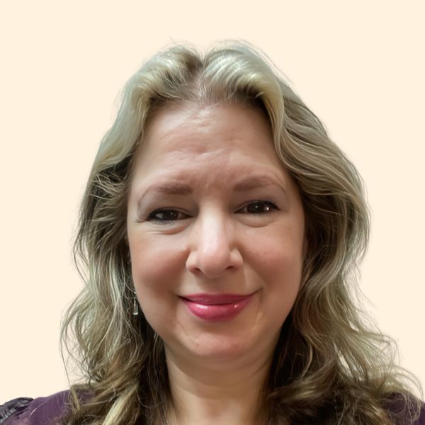 Marylynn Gronow, Therapist