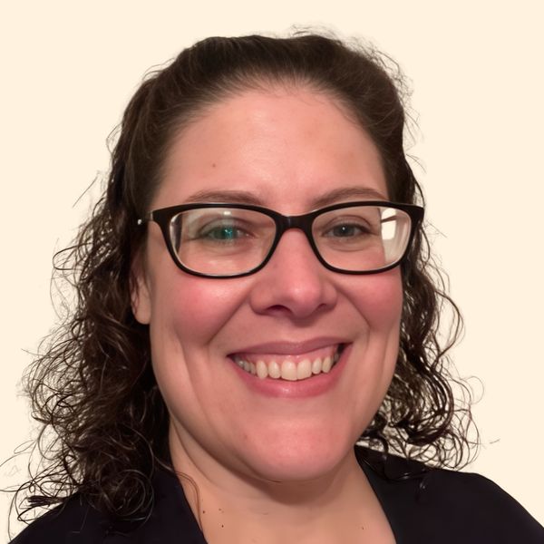 Liz Stetter, Therapist