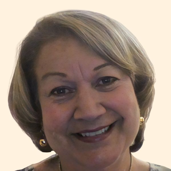 Susan Quintana, Therapist
