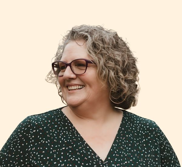 Rebecca Holland, Therapist