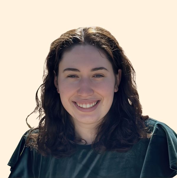 Madeleine McDonald, Therapist