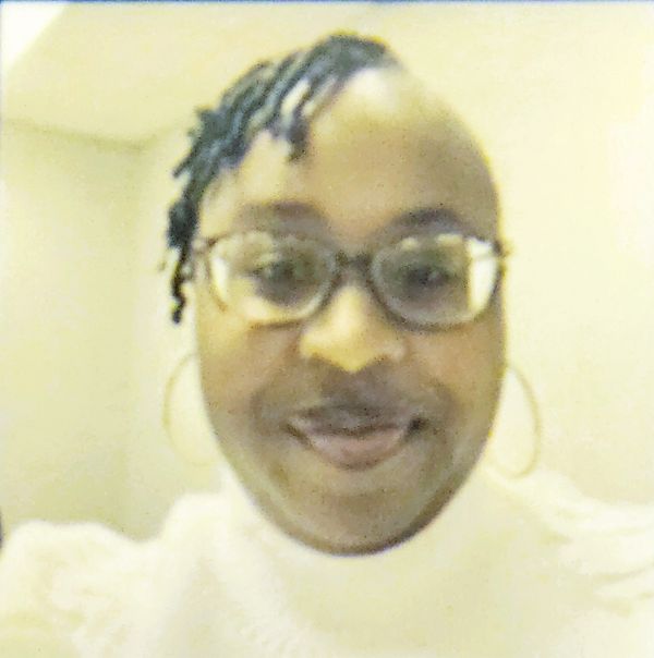 Ashley Carr-Robinson, Therapist