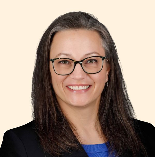 Jessica DeBolt, Therapist