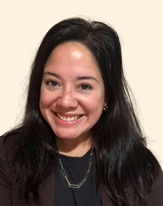 Sarah Amoroso, Therapist