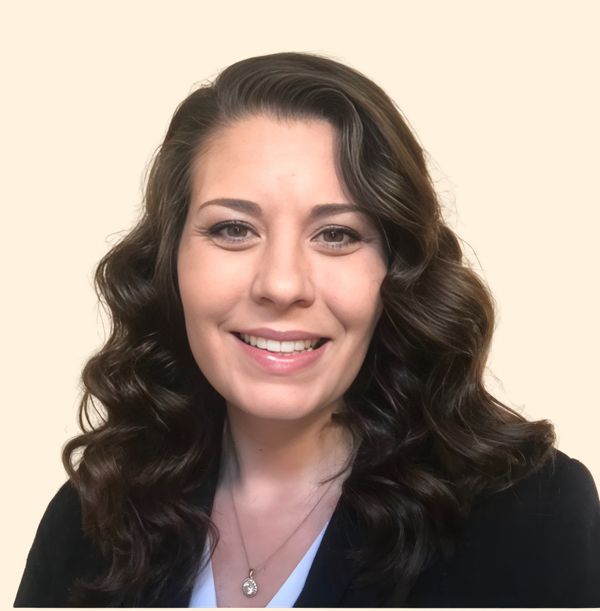 Stephanie Zebrowski, Therapist