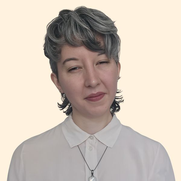Sara Cooley, Therapist