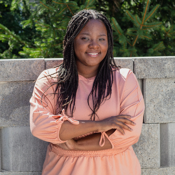 Alia Worthy, Therapist
