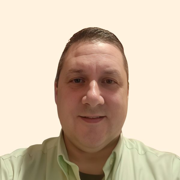 Daren Jones, Therapist