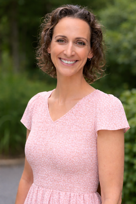 Andrea Lavigne, Psychologist