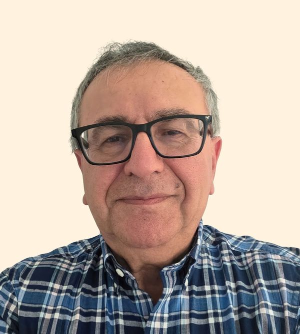 Lukas Alexanian, Psychiatrist