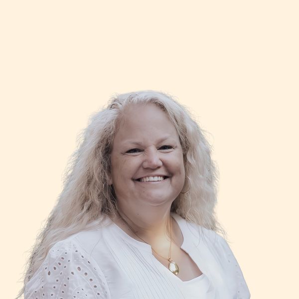 Jamie L Bruce, Therapist