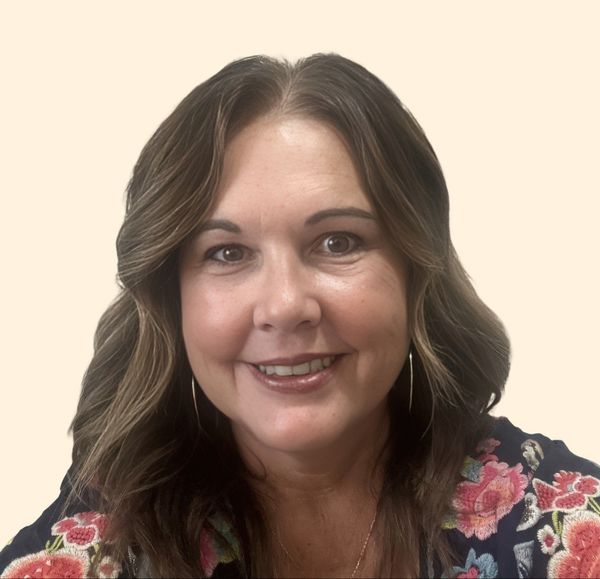 Jodie Schneeberg, Therapist