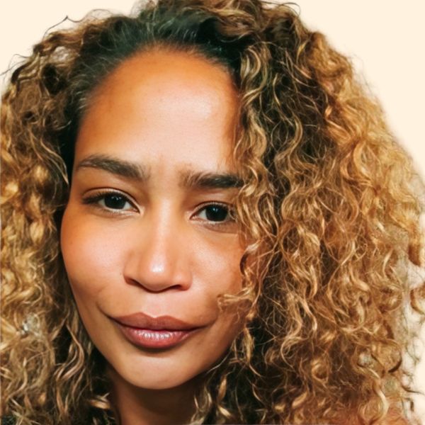 Sandy Rodriguez, Therapist