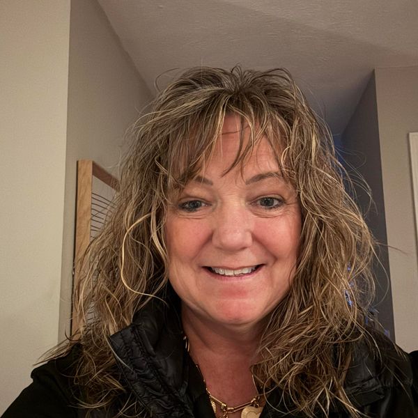 Elizabeth Lake, Therapist
