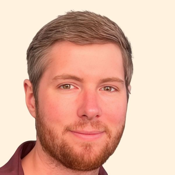 Shawn Garry, Therapist