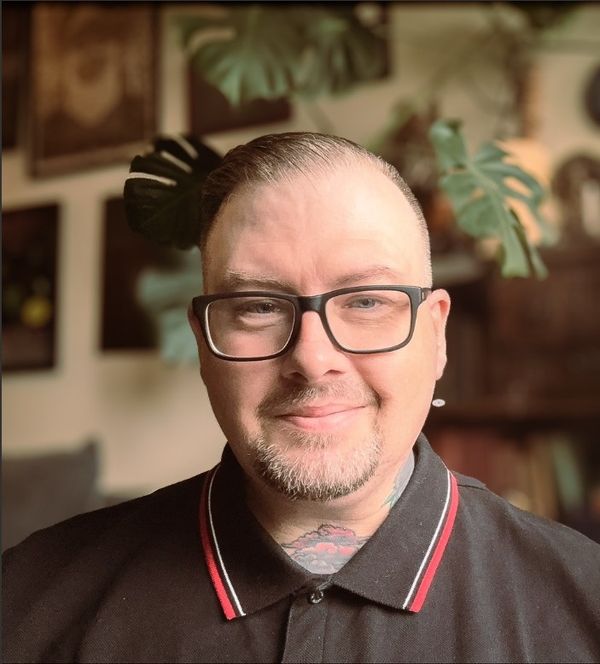 Kyle Hunter, Therapy Clinician