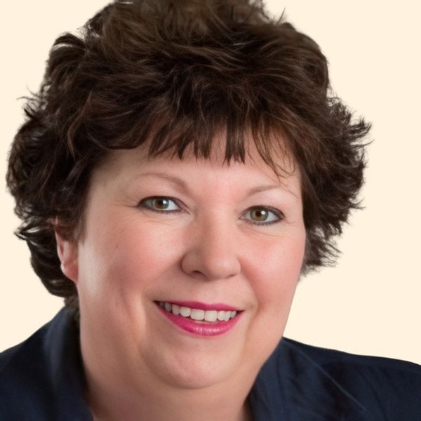 Ginny Sidlo, Therapist
