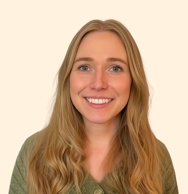 Melissa Long, Therapist