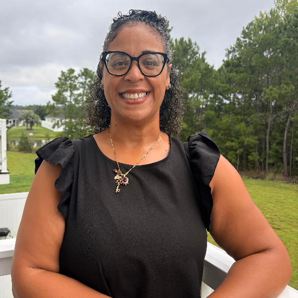 Janell Garced, Therapist
