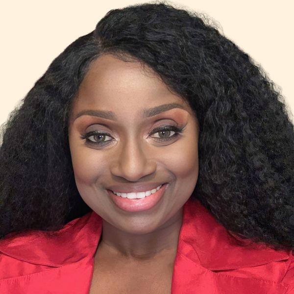Kimberly Mier, Therapist