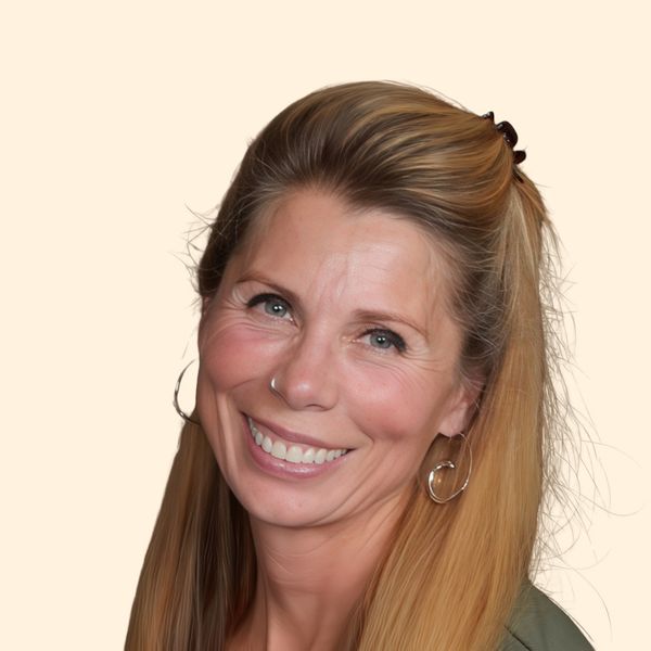 Deborah Edsall, Therapist