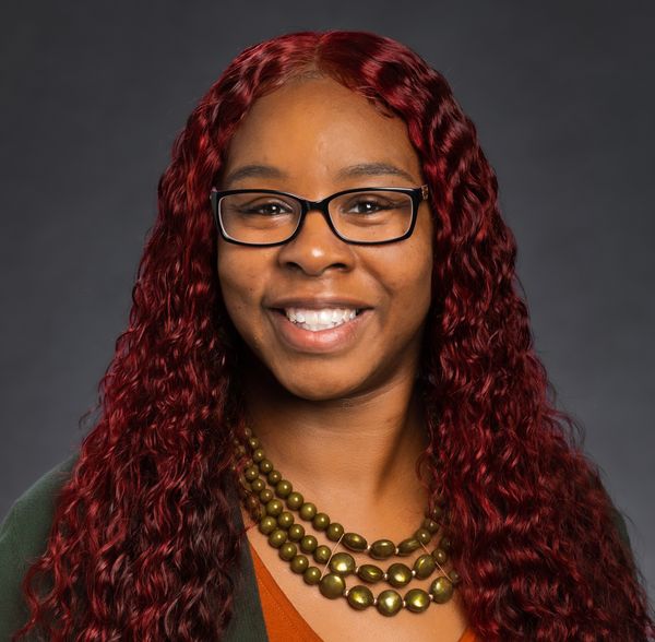 Ke'Andra Hagans, Therapist