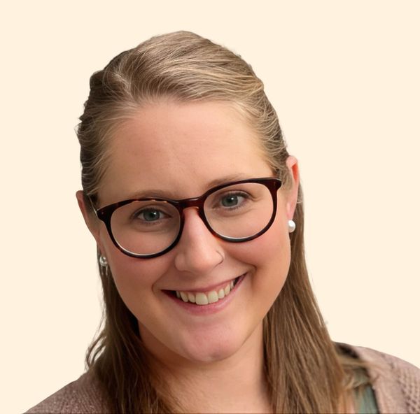 Hannah Watkins, Psychologist
