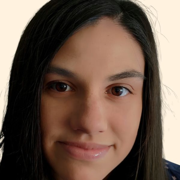 Emily T Sala, Therapist