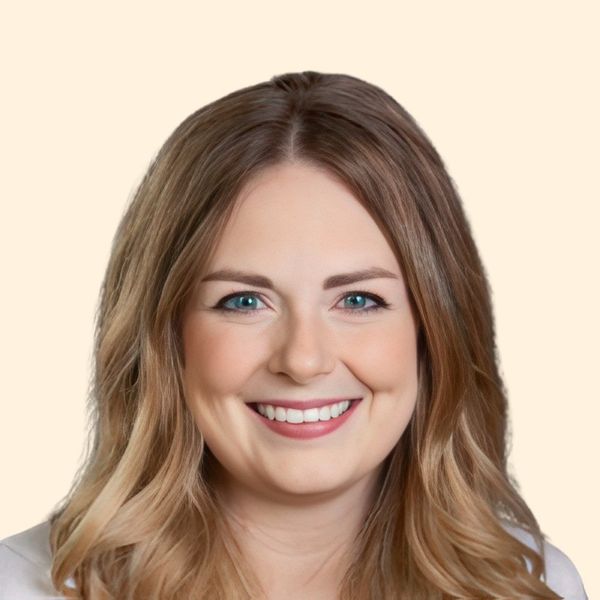 Kara Guevara, Therapist