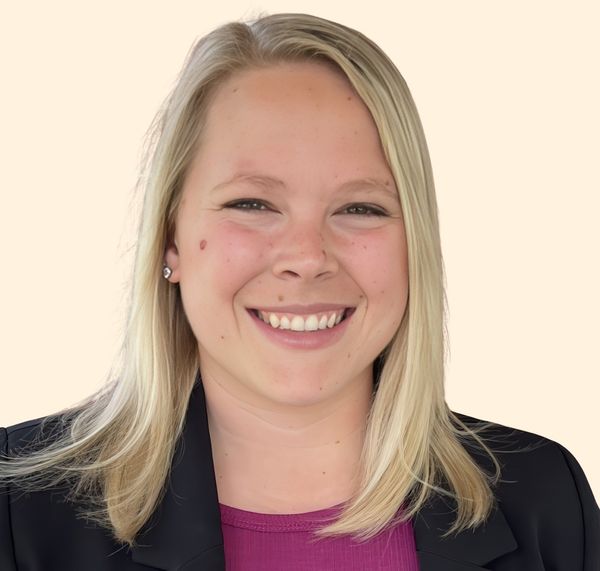 Elise Dolbier, Therapist
