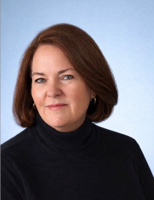 Tracy Helen Posniak, Therapist