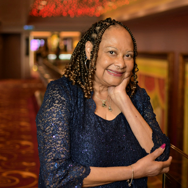 Debra Richardson, Therapist