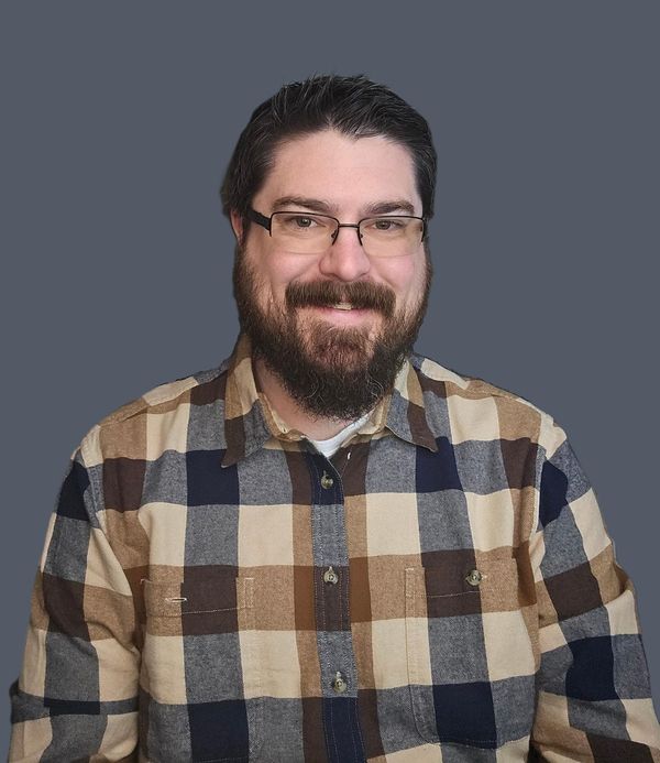 Justin Marmion, Therapist
