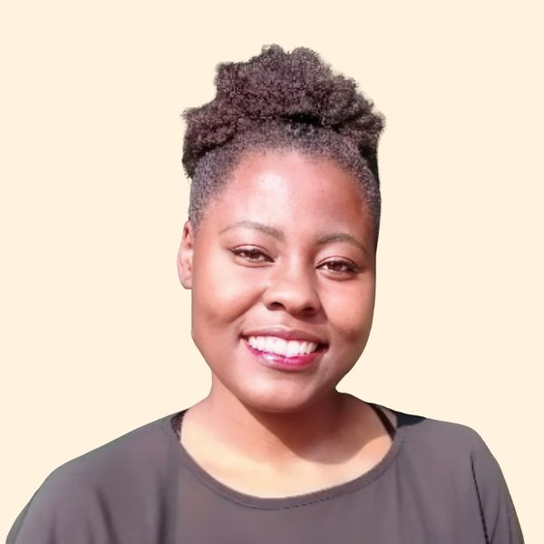 Amber Jones, Therapist