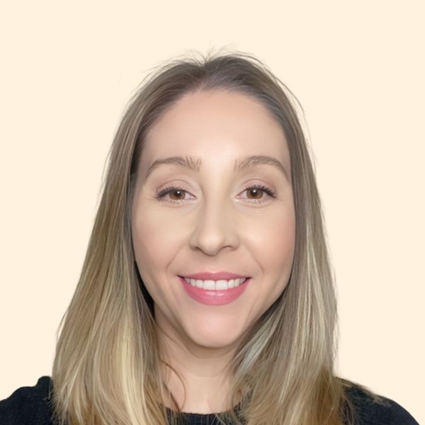 Katie Hatzitheodorou, Therapist