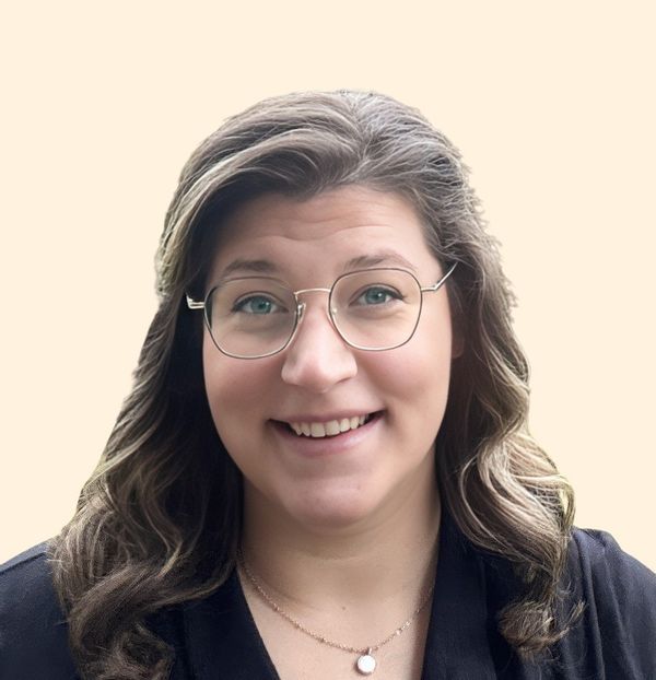 Emily Spaargaren, Therapist