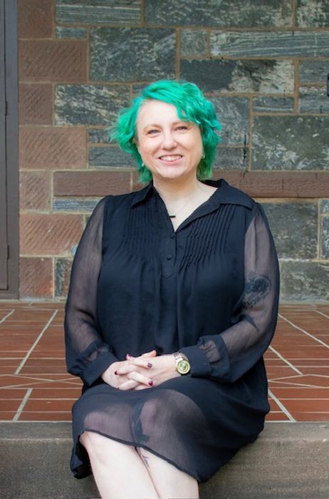 Krystle Marie Carpenter, Therapist