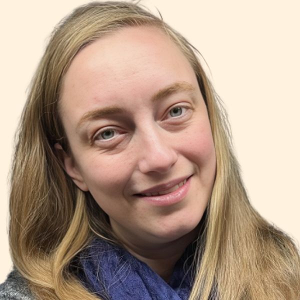 Sara Giboyeaux, Therapist