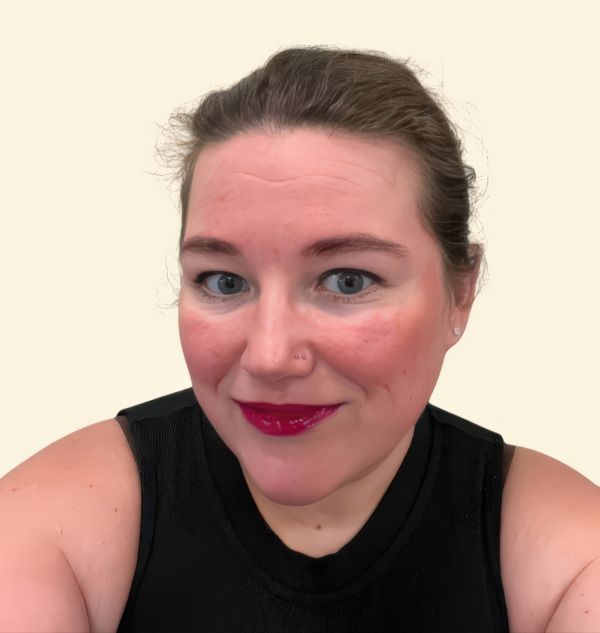 Stacey Merrill, Therapist
