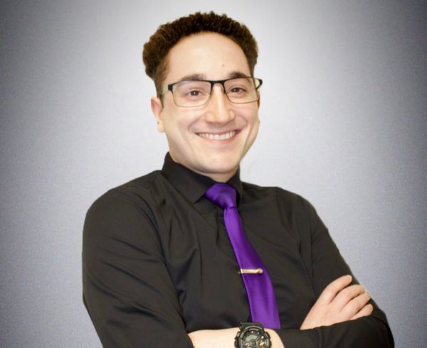 Alex Regan, Therapist