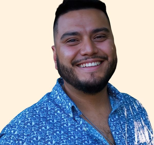 Vicente Solis, Therapist