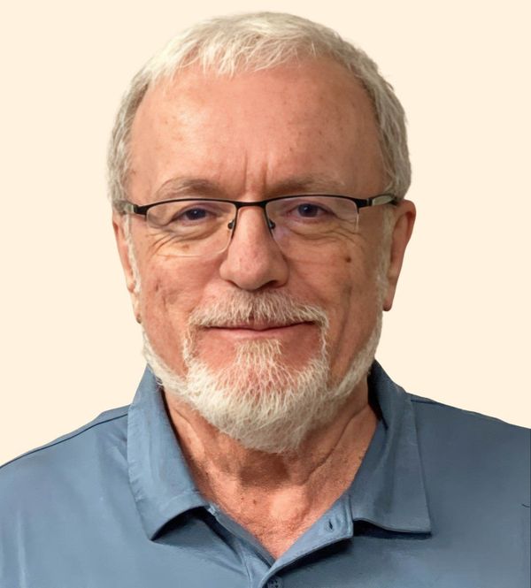 Dr. Robert McIntyre, Psychiatrist